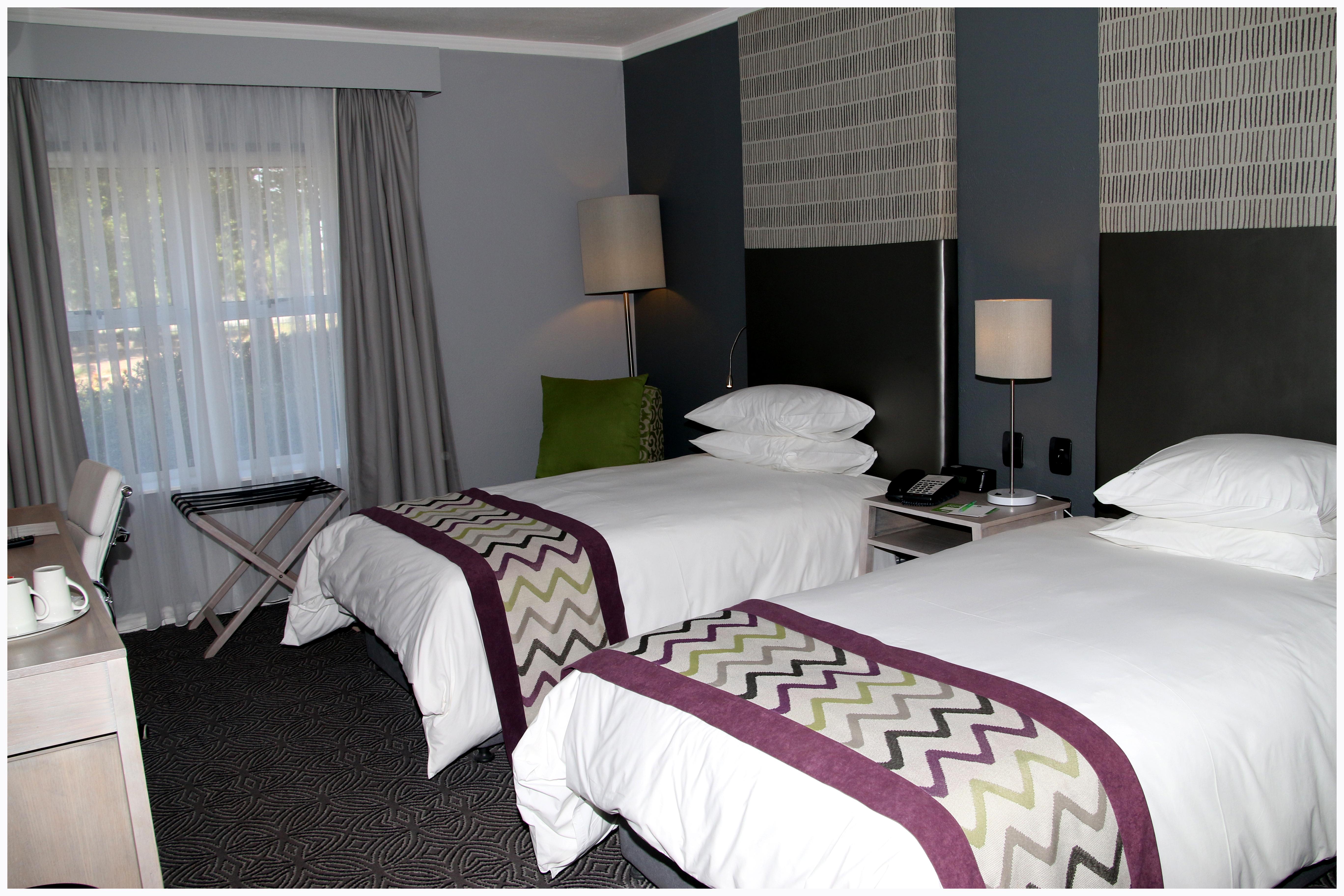 Holiday Inn Johannesburg Airport By Ihg Kempton Park Exterior photo
