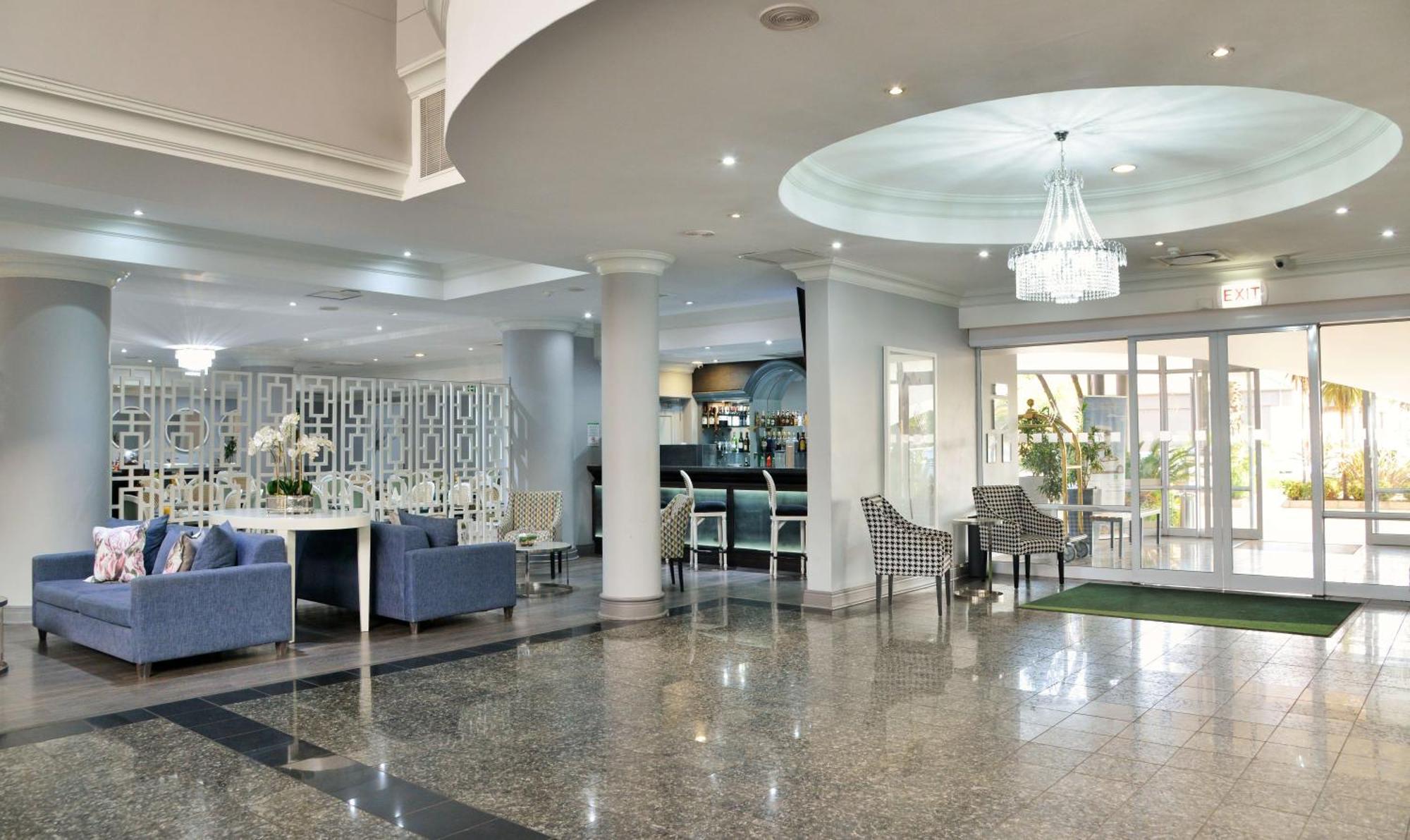 Holiday Inn Johannesburg Airport By Ihg Kempton Park Exterior photo